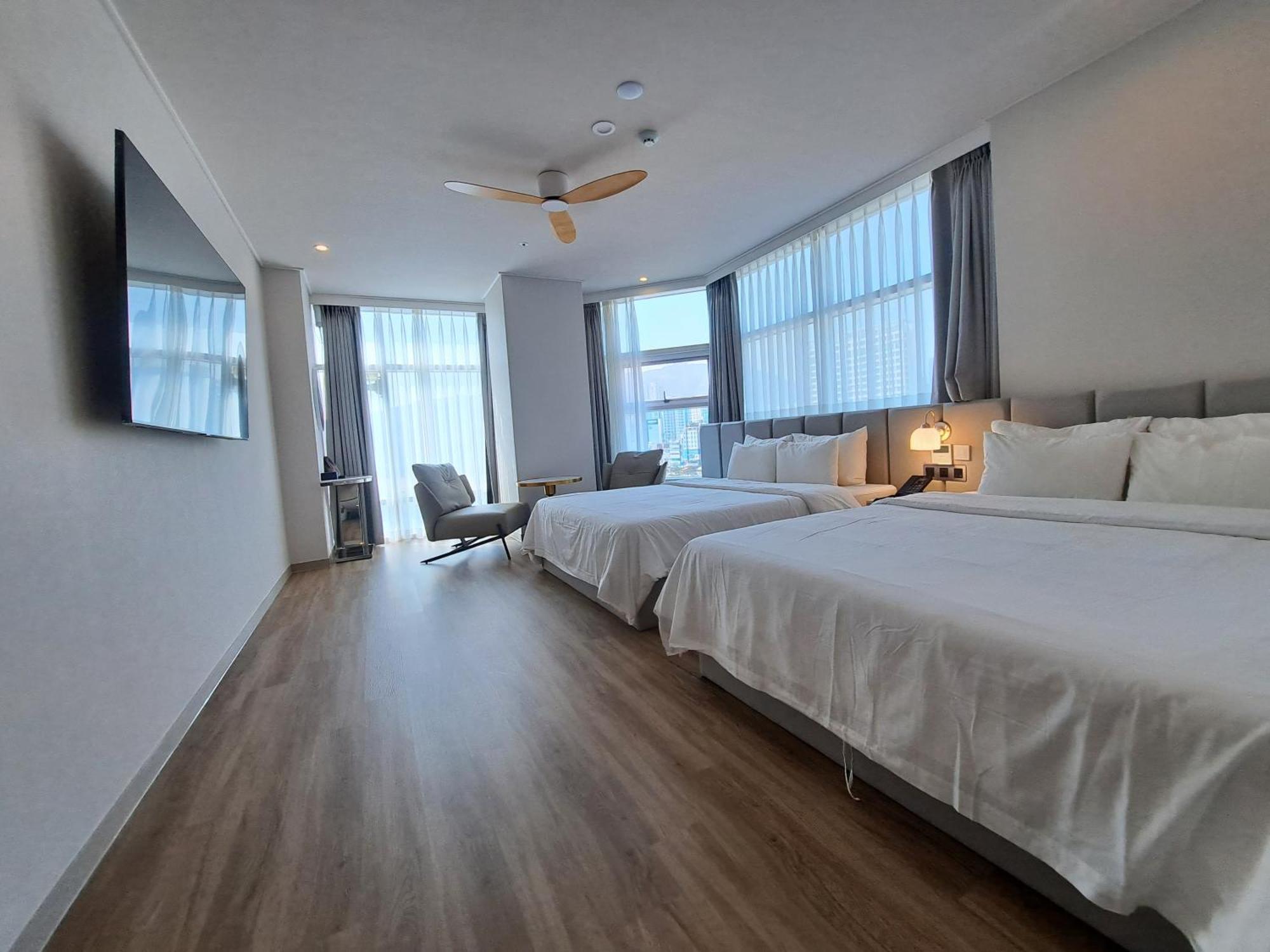 Ocean The Point Hotel Busan Esterno foto
